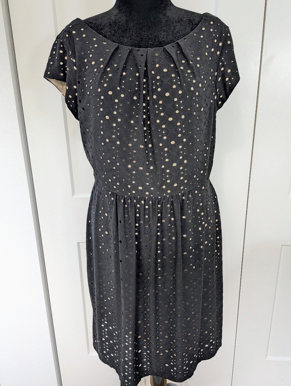 Connected Apparel Polka Dot Dress Sz 16 Black Beige Cap Sleeve Scoop Neck Lined